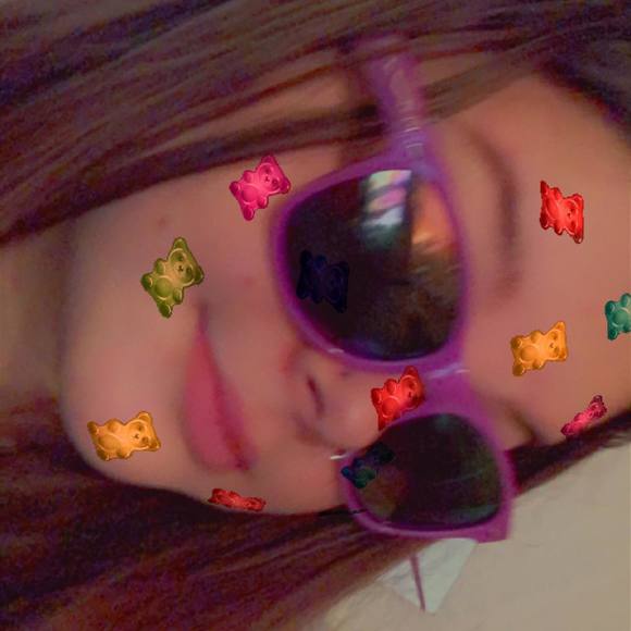 Meet your Posher, Addy - Picture 1 of 1